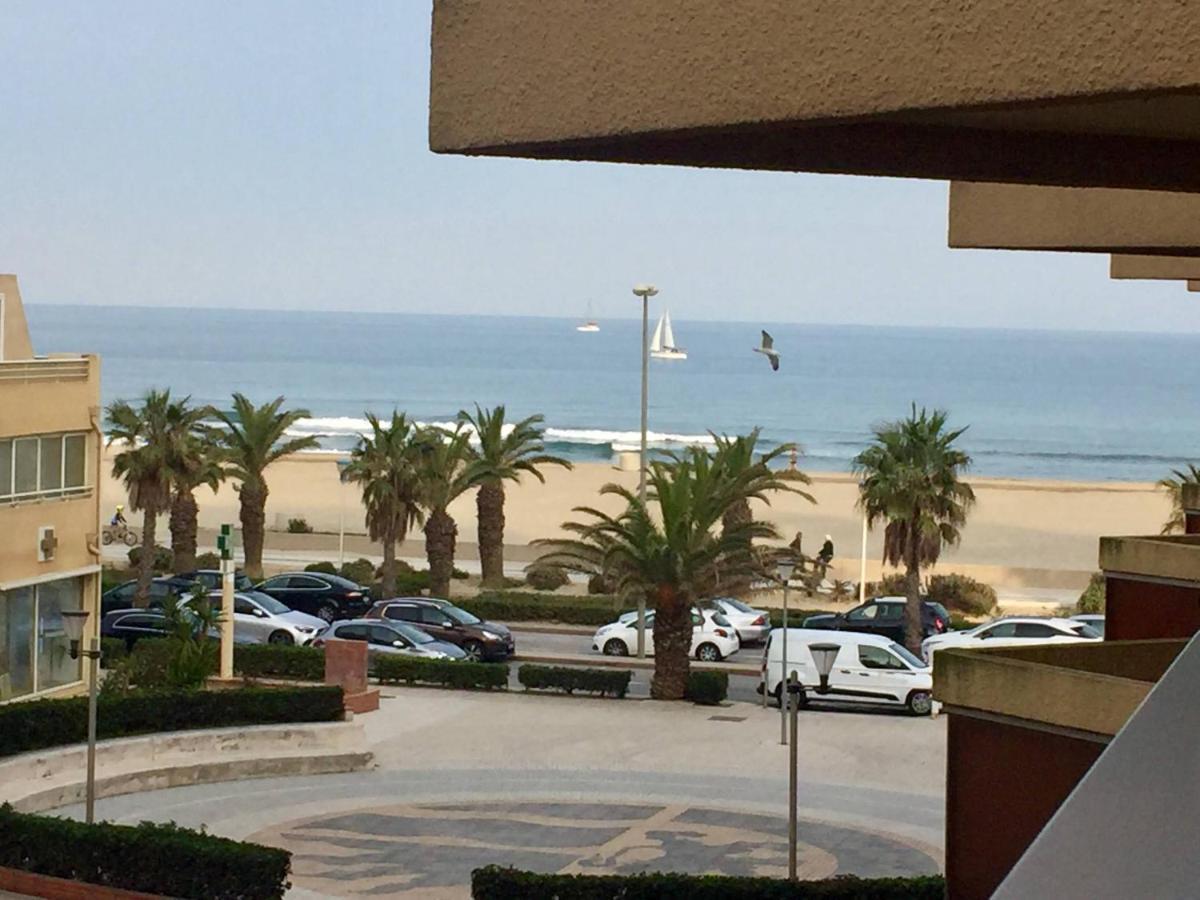 Studio Cozy En Bord De Plage Avec Vue Mer Et Wifi Canet-en-Roussillon Exterior photo