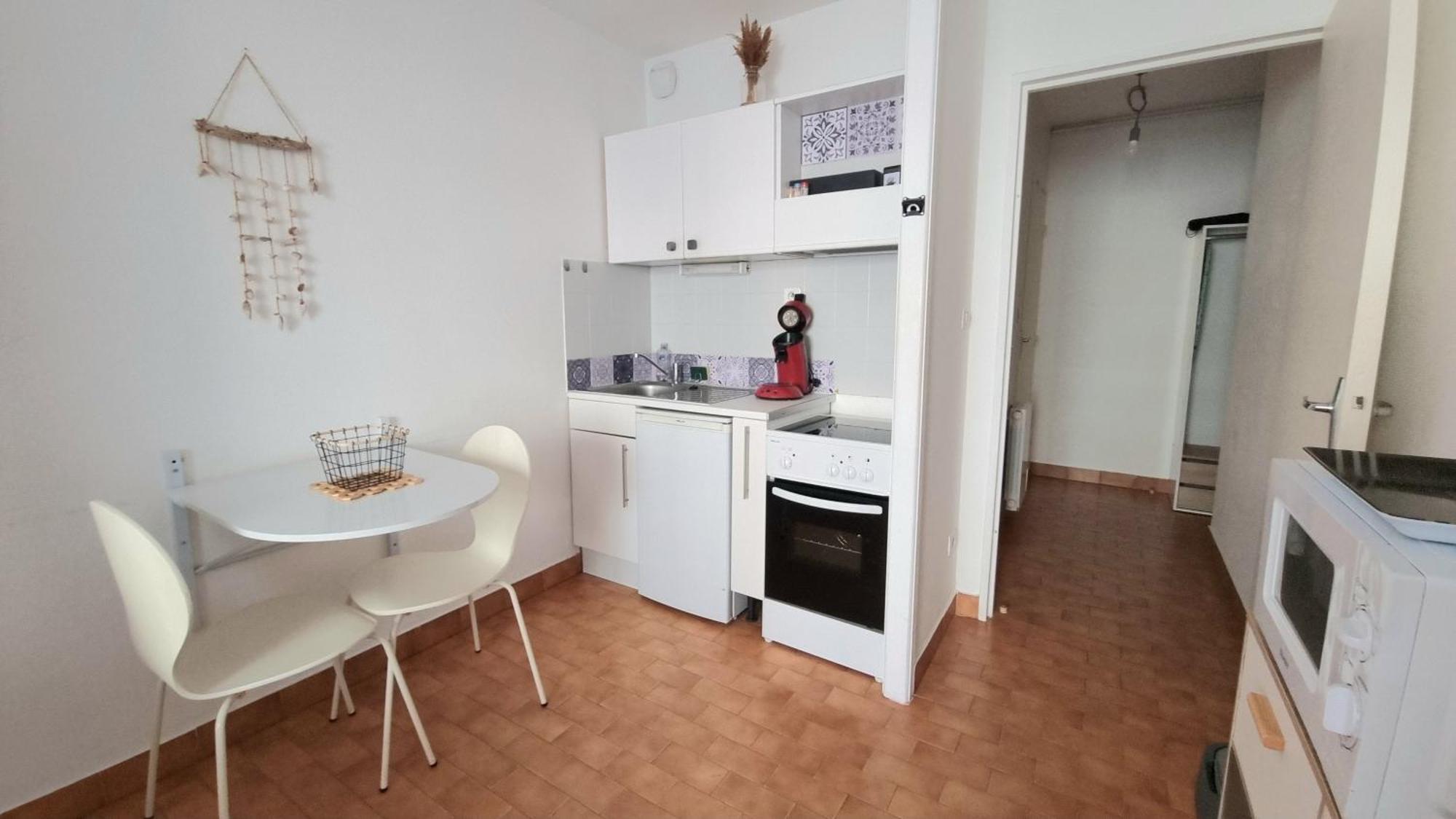 Studio Cozy En Bord De Plage Avec Vue Mer Et Wifi Canet-en-Roussillon Exterior photo